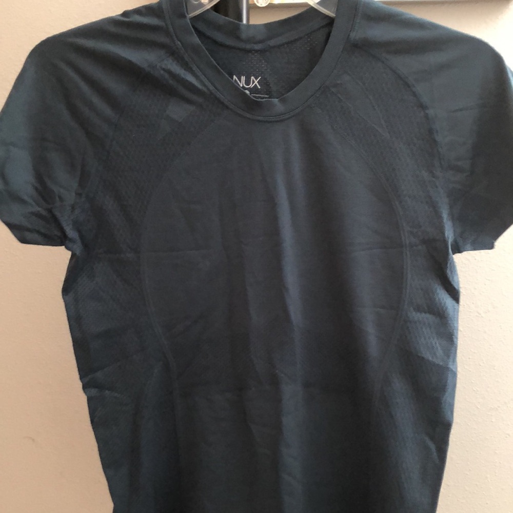 NUX workout tee size large NWOT - Picture 5 of 10